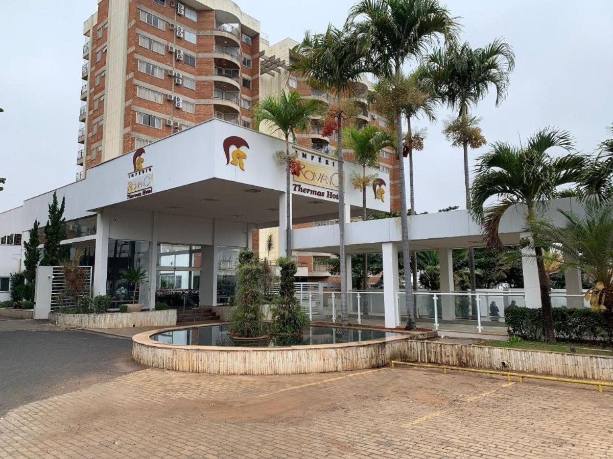 Apartamento Imperio Romano - 2 Quartos, 24Hs Piscina Caldas Novas Exterior foto